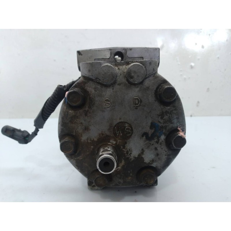 Recambio de compresor aire acondicionado para chrysler voyager (gs) 2.5 turbodiesel referencia OEM IAM 04677344C 7977 SANDEN 5