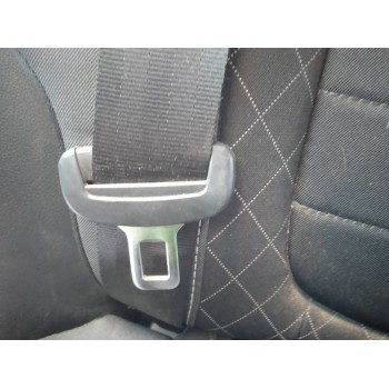 CINTURON SEGURIDAD TRASERO DERECHO 