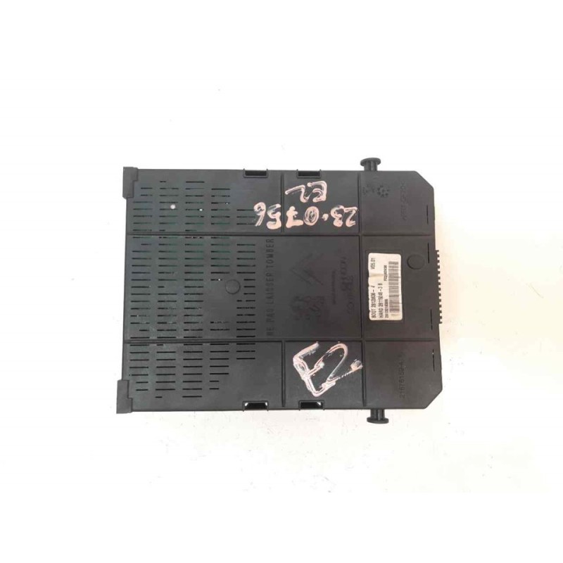 Recambio de caja reles / fusibles para citroën c4 grand picasso exclusive referencia OEM IAM 96640590800R - Gris 3