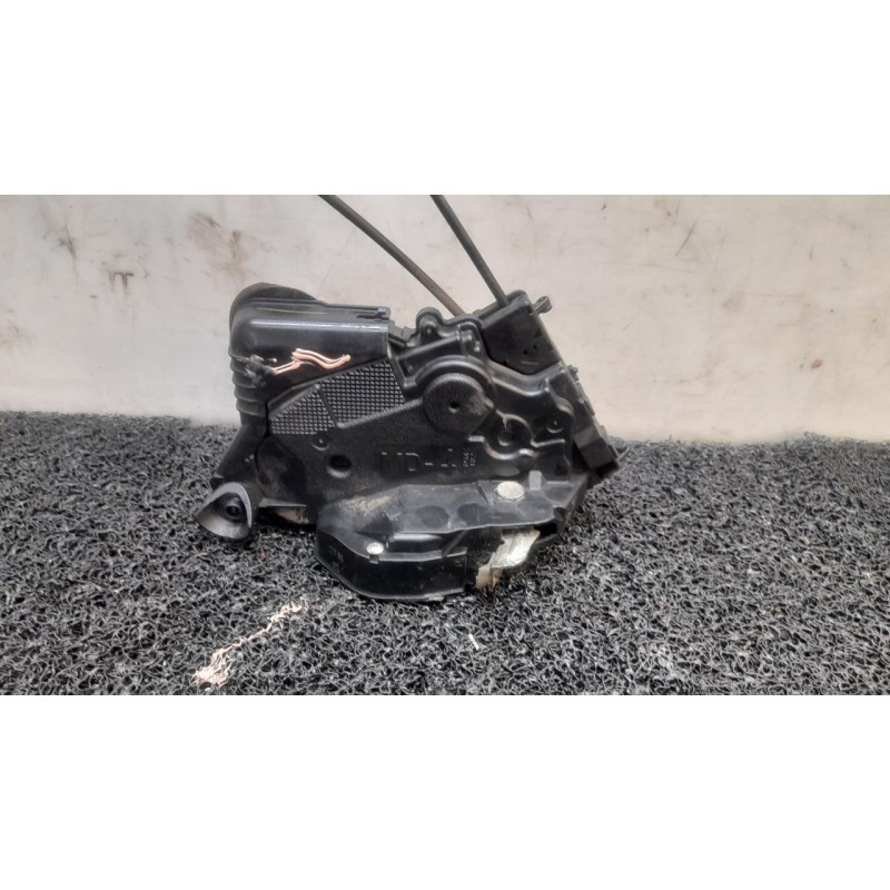 Recambio de cerradura puerta delantera derecha para toyota prius (nhw20) sol referencia OEM IAM - Blanco 4