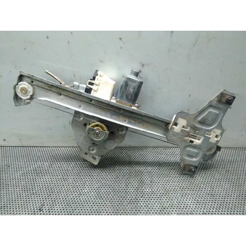 Recambio de elevalunas trasero derecho para citroën c4 berlina 1.4 16v referencia OEM IAM 3