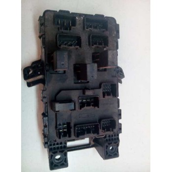 CAJA RELES / FUSIBLES 8273005020 