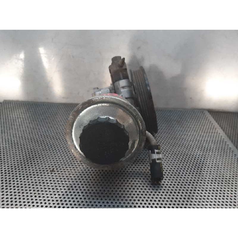 Recambio de bomba direccion para toyota yaris (ncp1/nlp1/scp1) 1.0 cat referencia OEM IAM W2B2E331 131085 3