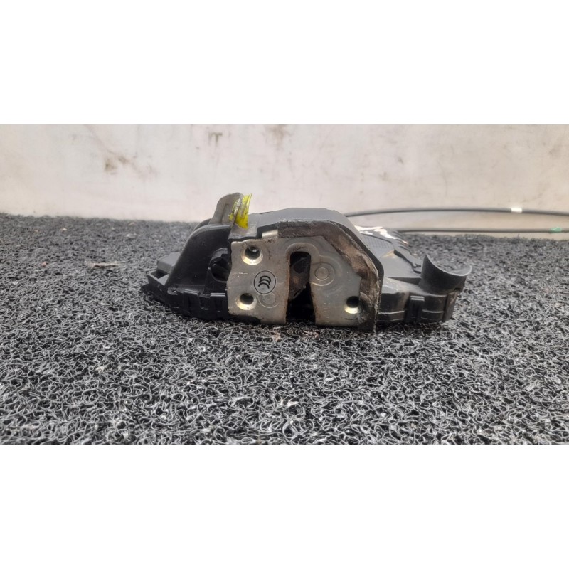 Recambio de cerradura puerta delantera izquierda para toyota prius (nhw20) sol referencia OEM IAM   