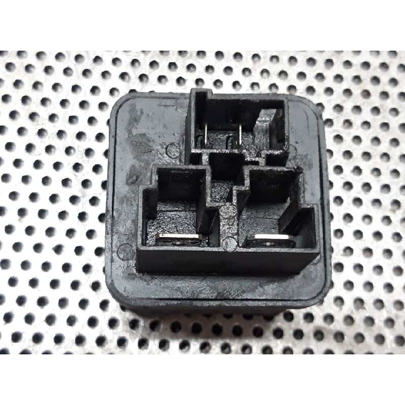 Recambio de rele para nissan cabstar 01.04  cabina doble cabina doble referencia OEM IAM 2523069T00  NAGARES - Blanco 3