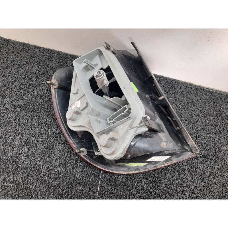 Recambio de piloto trasero derecho para volkswagen fox (5z1) básico referencia OEM IAM 5Z0945096 - Rojo 2