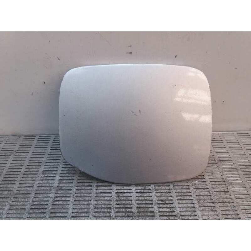 Recambio de tapa exterior combustible para toyota avensis berlina (t 22) 2.0 turbodiesel cat referencia OEM IAM   