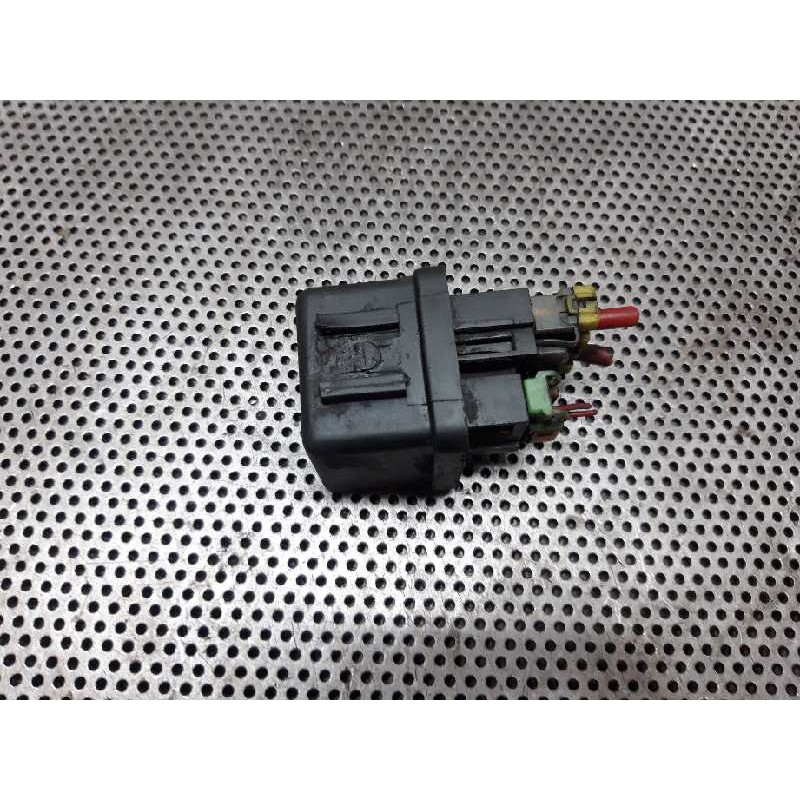 Recambio de rele para nissan cabstar 01.04  cabina doble cabina doble referencia OEM IAM 2523069T00  