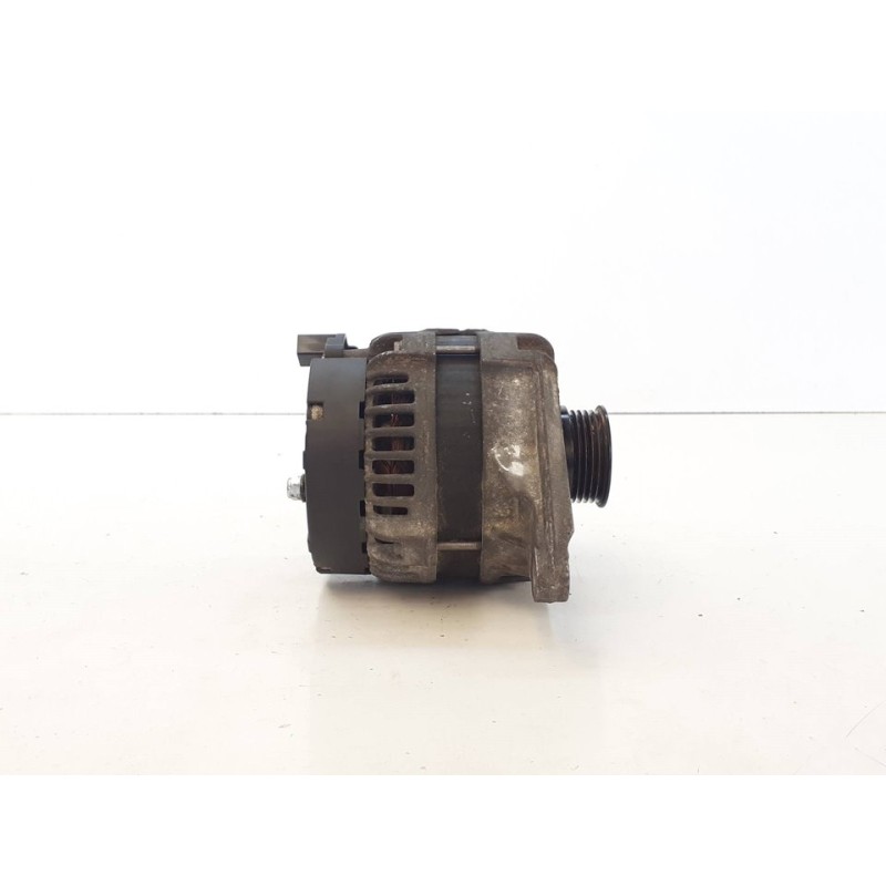 Recambio de alternador para mercedes-benz clase cla (w117) cla 220 cdi (117.303) referencia OEM IAM A0009063322  BOSCH 5