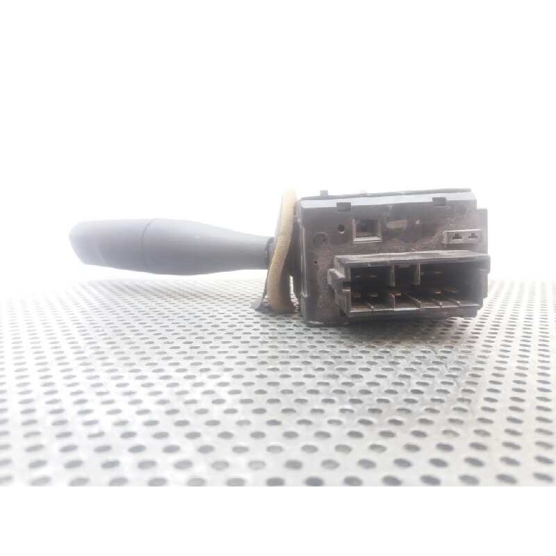 Recambio de mando limpia para peugeot 206 berlina referencia OEM IAM 34394302 96049597ZL 2