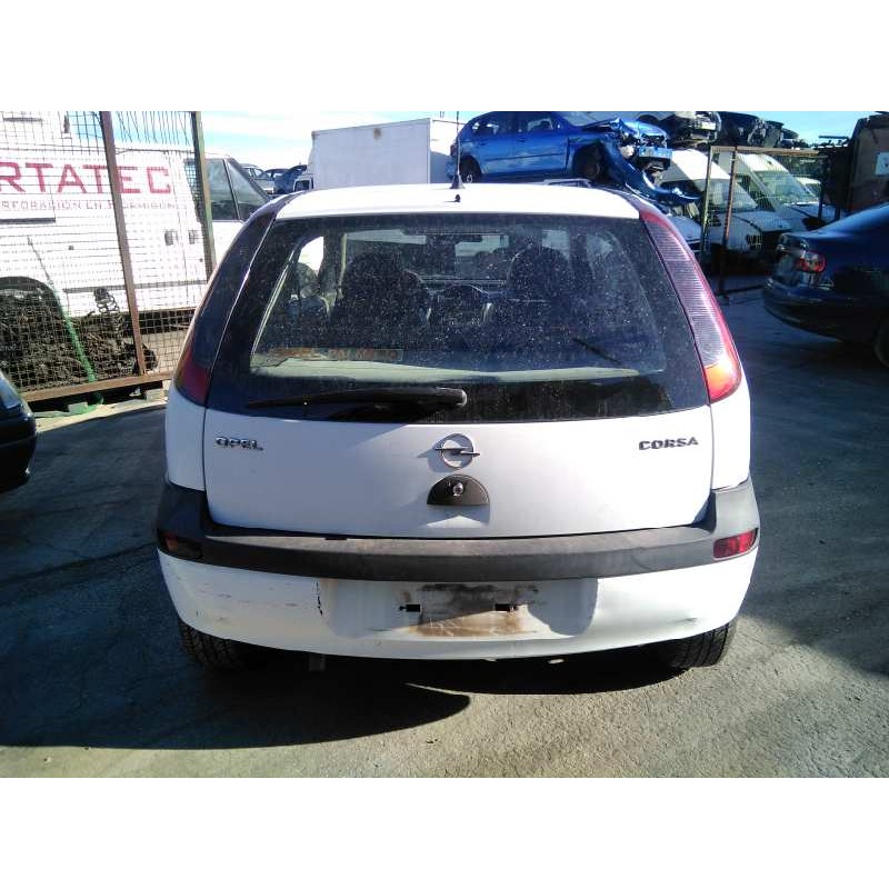 opel corsa c del año 2001