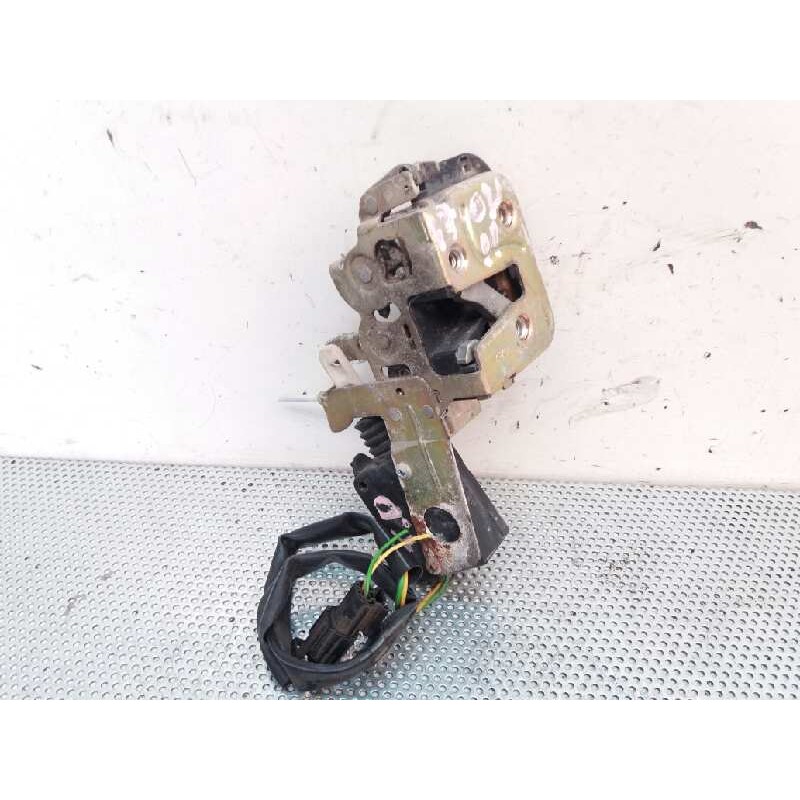 Recambio de cerradura puerta trasera derecha para volvo serie 440 2.0i gle referencia OEM IAM   