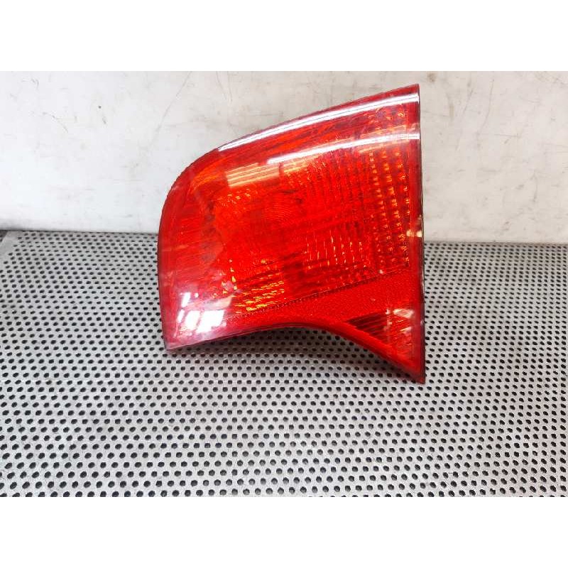 Recambio de piloto trasero derecho interior para audi a4 berlina (8e) 2.0 tdi 16v (103kw) referencia OEM IAM   