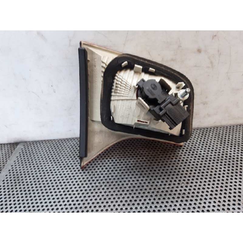 Recambio de piloto trasero derecho interior para audi a4 berlina (8e) 2.0 tdi 16v (103kw) referencia OEM IAM - Negro 2