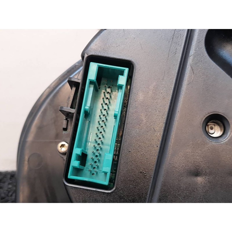 Recambio de cuadro instrumentos para volkswagen passat berlina (3b3) comfortline referencia OEM IAM 3B0920827A  VDO 2