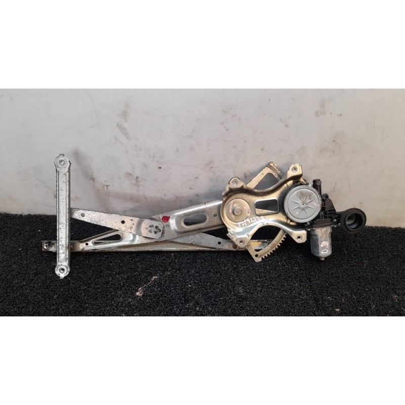 Recambio de elevalunas delantero derecho para toyota prius (nhw20) sol referencia OEM IAM   