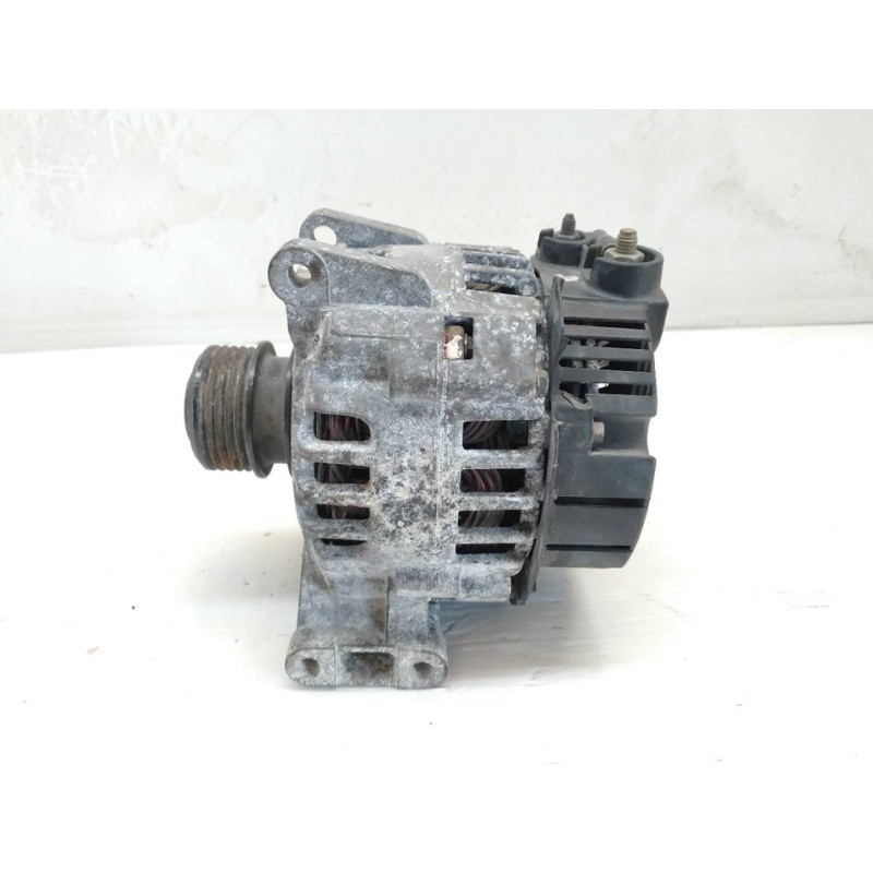 Recambio de alternador para mercedes-benz clase a (w168) 190 (168.032) referencia OEM IAM 2542413C 0121544302 VALEO
