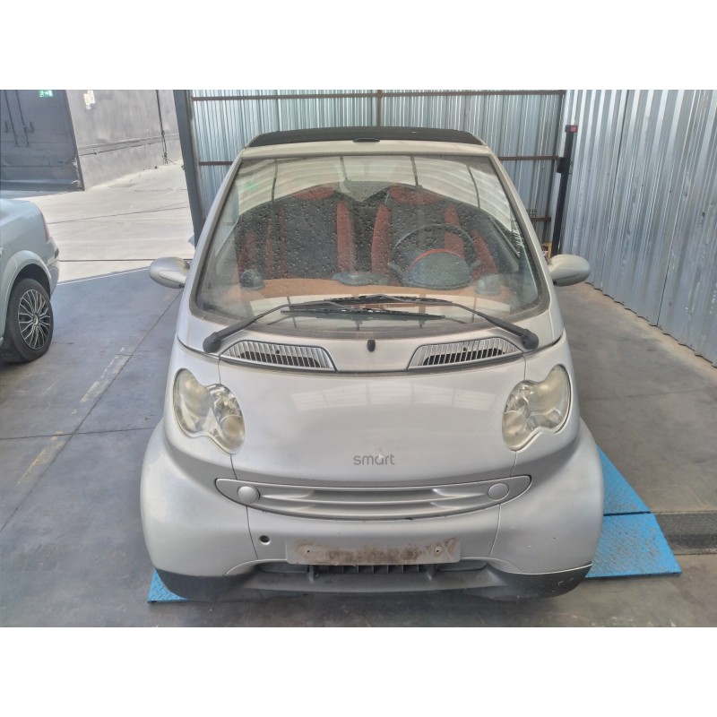 smart cabrio del año 2001