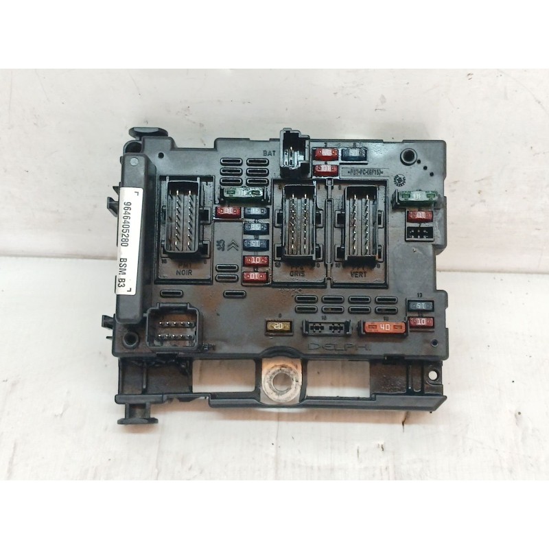 Recambio de caja reles / fusibles para citroën xsara berlina 2.0 hdi premier (80kw) referencia OEM IAM 9646405280  