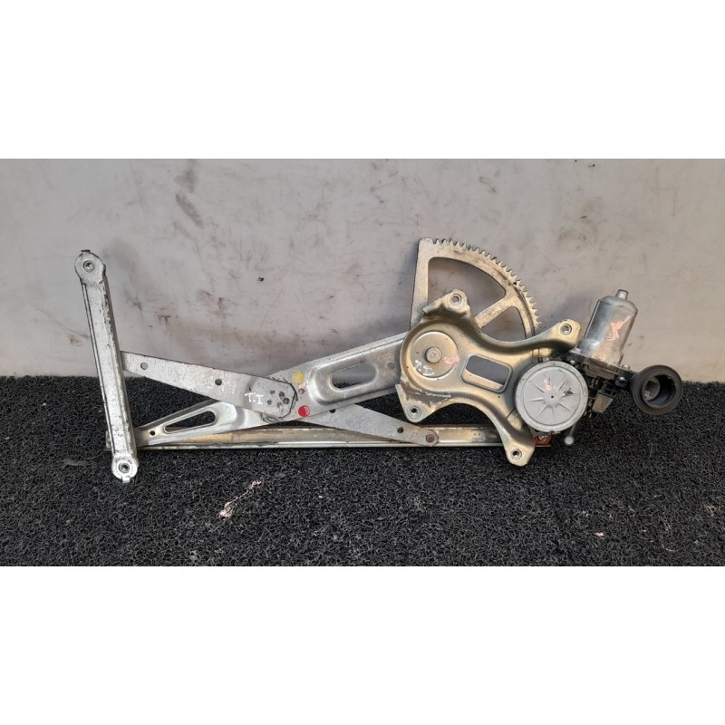 Recambio de elevalunas delantero izquierdo para toyota prius (nhw20) sol referencia OEM IAM - Blanco 2