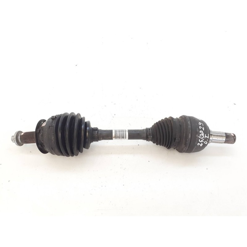 Recambio de transmision delantera izquierda para mercedes-benz clase cla (w117) cla 220 cdi (117.303) referencia OEM IAM A246330