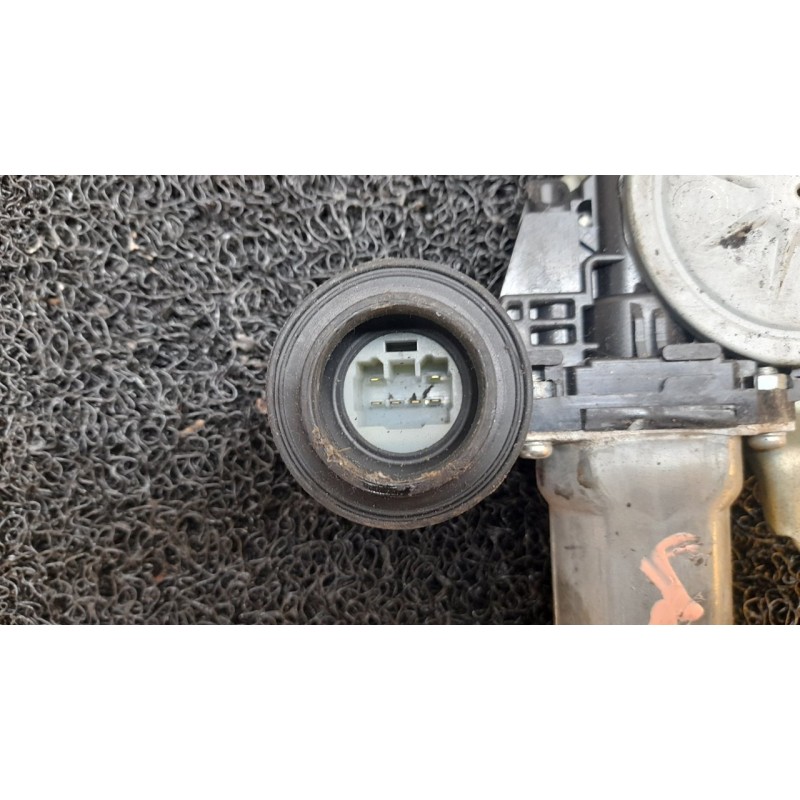 Recambio de elevalunas delantero izquierdo para toyota prius (nhw20) sol referencia OEM IAM - Blanco 3