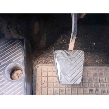 PEDAL EMBRAGUE 