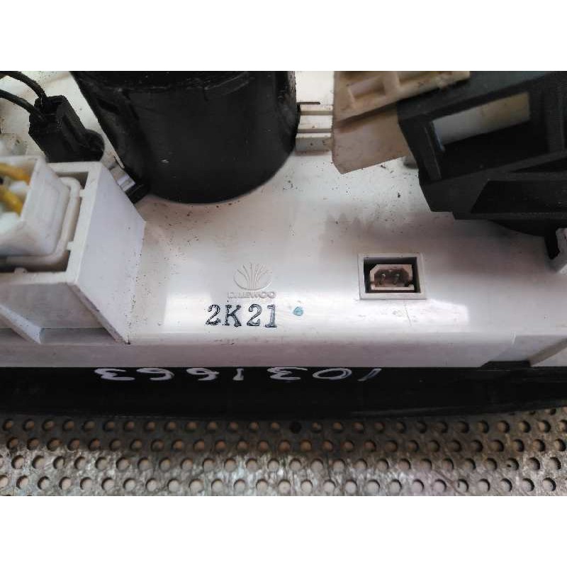 Recambio de mando calefaccion / aire acondicionado para daewoo kalos 1.4 cat referencia OEM IAM 2K21 - Rojo 3