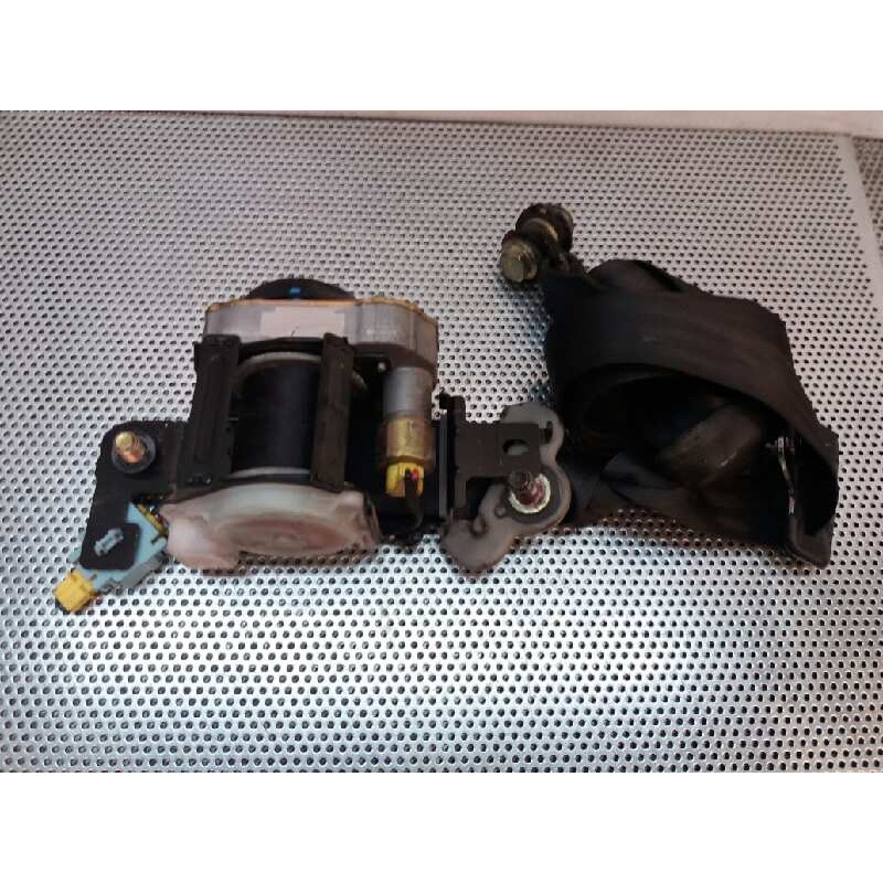 Recambio de cinturon seguridad delantero derecho para honda accord berlina (cg7-9/ch1-7) 1.8 16v cat referencia OEM IAM N1762 TJ 2