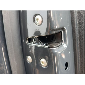 CERRADURA PUERTA TRASERA IZQUIERDA 