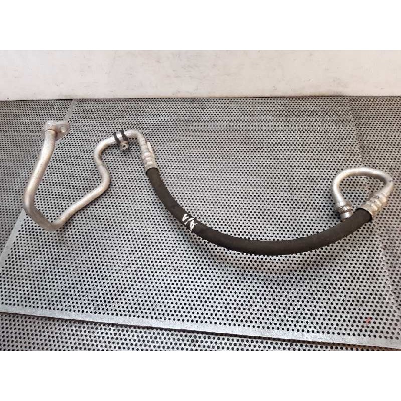Recambio de tubos aire acondicionado para dacia duster ambiance 4x4 referencia OEM IAM 924905217R  
