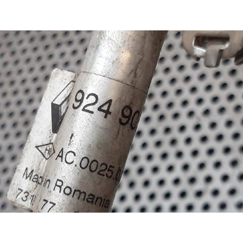 Recambio de tubos aire acondicionado para dacia duster ambiance 4x4 referencia OEM IAM 924905217R - Blanco 3