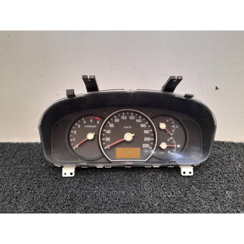 Recambio de cuadro instrumentos para kia carens (un) emotion referencia OEM IAM 940031D811 11000976910Q 20070920