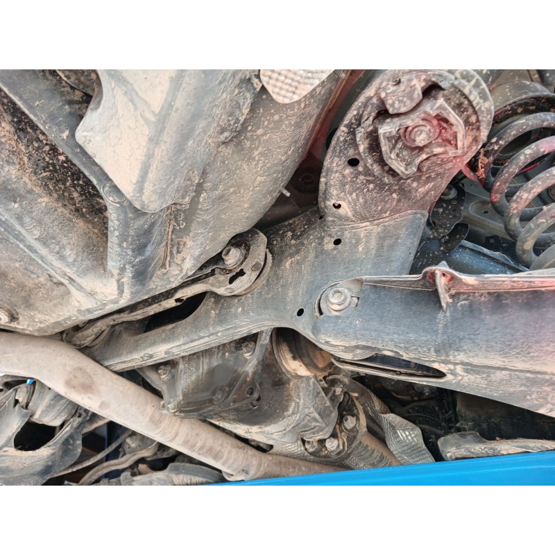 Recambio de puente trasero para mercedes-benz clase c (w204) berlina c 200 cdi (204.007) referencia OEM IAM   