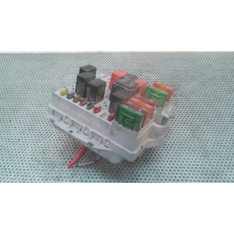 Recambio de caja reles / fusibles para alfa romeo 147 (190) 1.6 16v cat referencia OEM IAM 46558759 - Azul 4