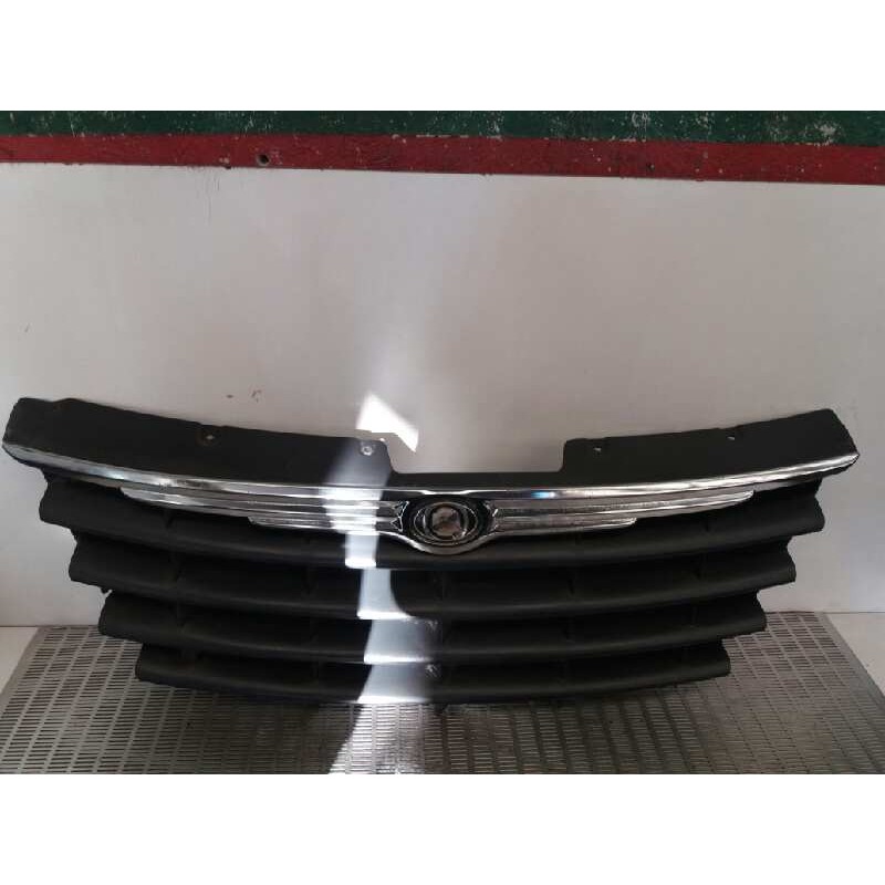 Recambio de rejilla delantera para chrysler grand voyager 2.8 crd referencia OEM IAM - Gris 3