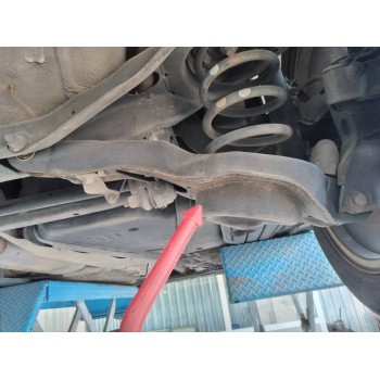 BRAZO SUSPENSION INFERIOR TRASERO DERECHO 