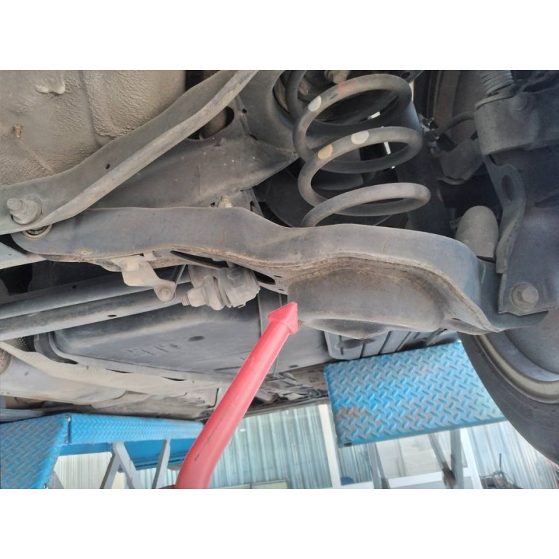Recambio de brazo suspension inferior trasero derecho para ford grand c-max titanium referencia OEM IAM   