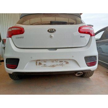 PARAGOLPES TRASERO 