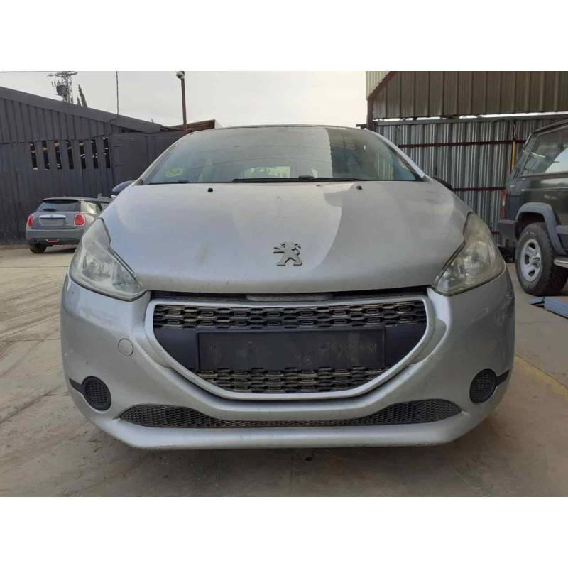 peugeot 208 del año 2014