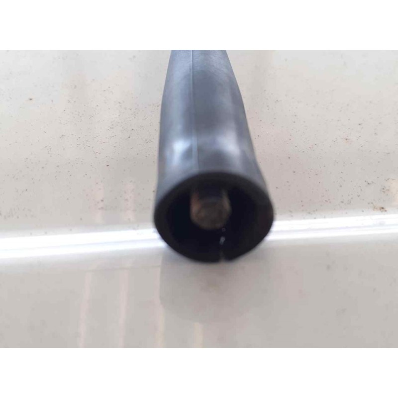 Recambio de antena para mitsubishi asx (ga0w) challenge 2wd referencia OEM IAM - Blanco 2