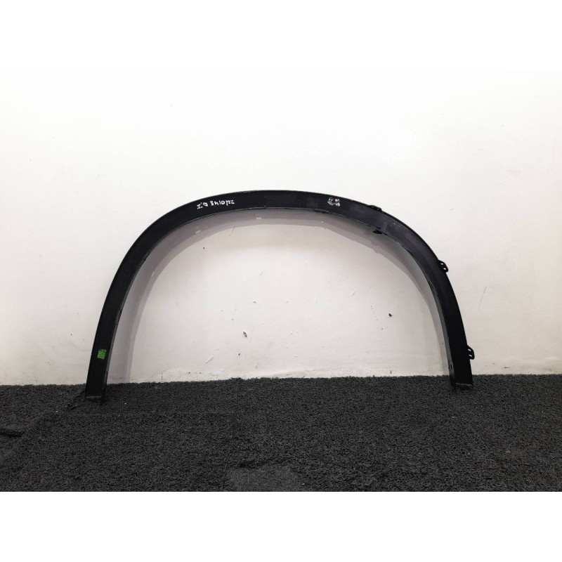 Recambio de aletin delantero izquierdo para bmw x1 (e84) sdrive 18d referencia OEM IAM 5177299016514204611 - Negro 5