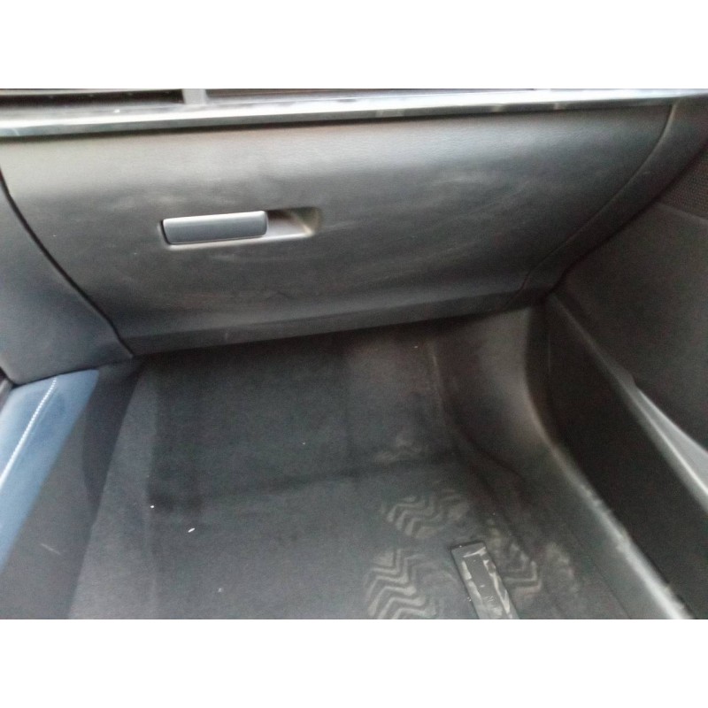 Recambio de guantera para mazda cx-30 selection 2wd referencia OEM IAM   