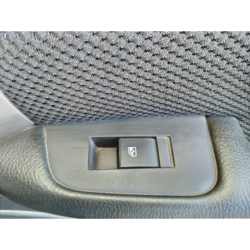 Recambio de mando elevalunas trasero derecho para chevrolet epica ltx referencia OEM IAM   