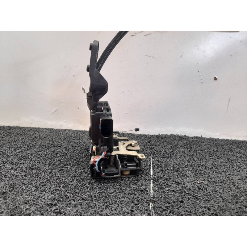 Recambio de cerradura puerta delantera izquierda para volkswagen passat berlina (3b2) comfortline referencia OEM IAM AKS - Gris 2