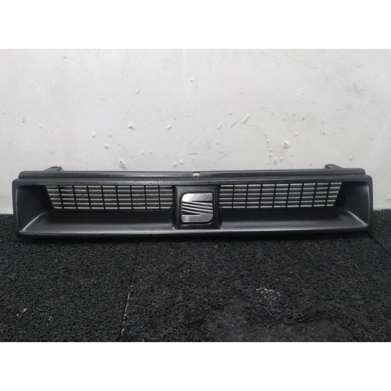 Recambio de rejilla delantera para seat toledo (1l) referencia OEM IAM 1L0853655 85394 