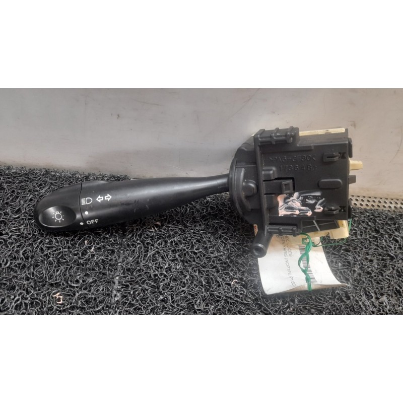 Recambio de mando luces para toyota yaris (ncp1/nlp1/scp1) referencia OEM IAM 173648  