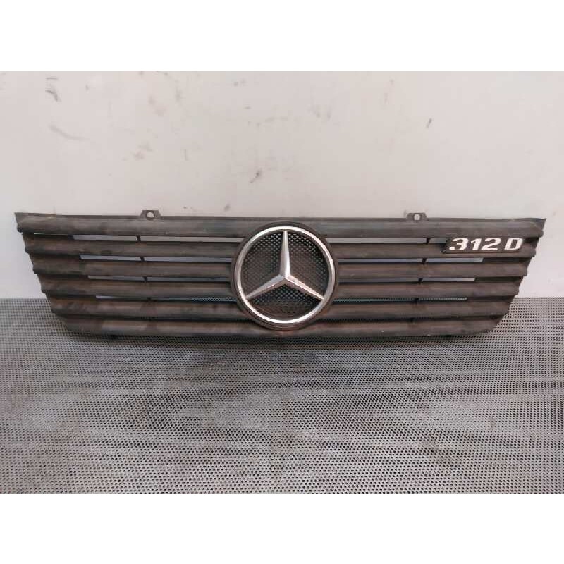 Recambio de rejilla delantera para mercedes-benz sprinter (w901,w903) combi 2.9 turbodiesel referencia OEM IAM   