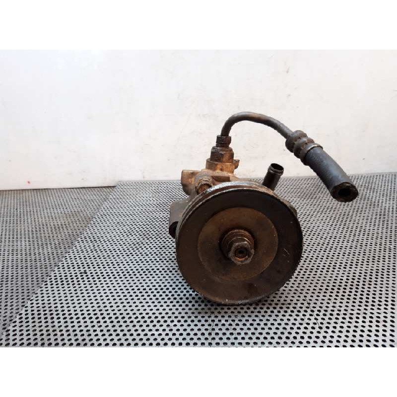 Recambio de bomba direccion para daihatsu rocky hard top referencia OEM IAM 8M18323 33168 3