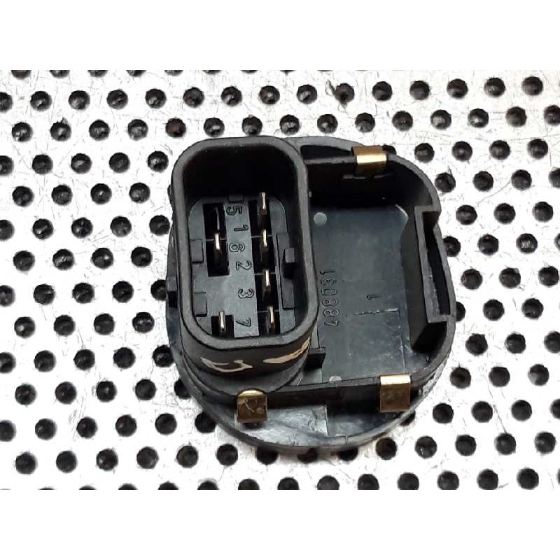Recambio de mando elevalunas delantero derecho para ford puma (cce) 1.7 referencia OEM IAM 2